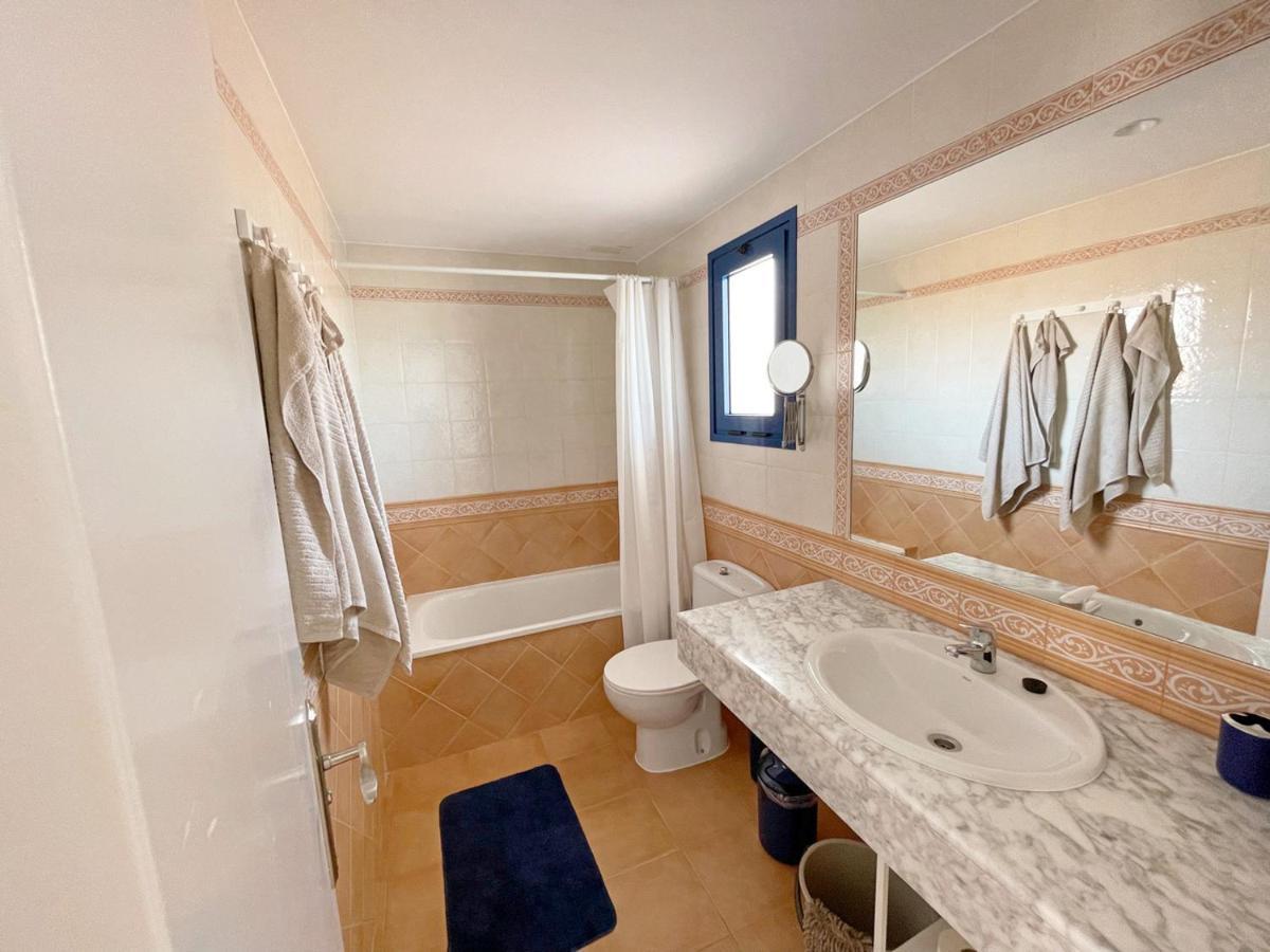 Apartamento Vilem & Piscina, Wi-Fi Costa Calma Eksteriør billede